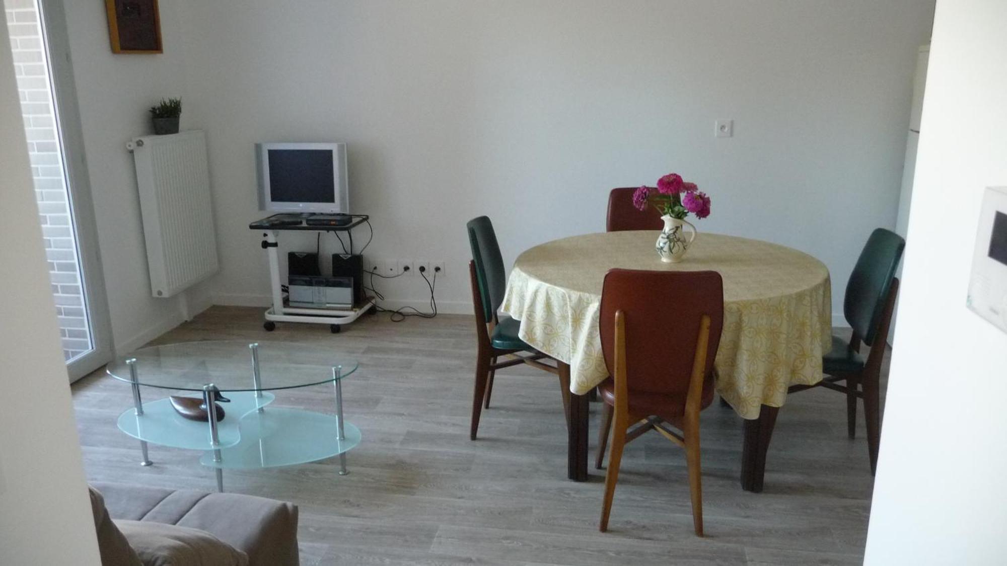Ferienwohnung Pour Visiter Ou Travailler Dans Le Loiret Saint-Jean-de-Braye Exterior foto
